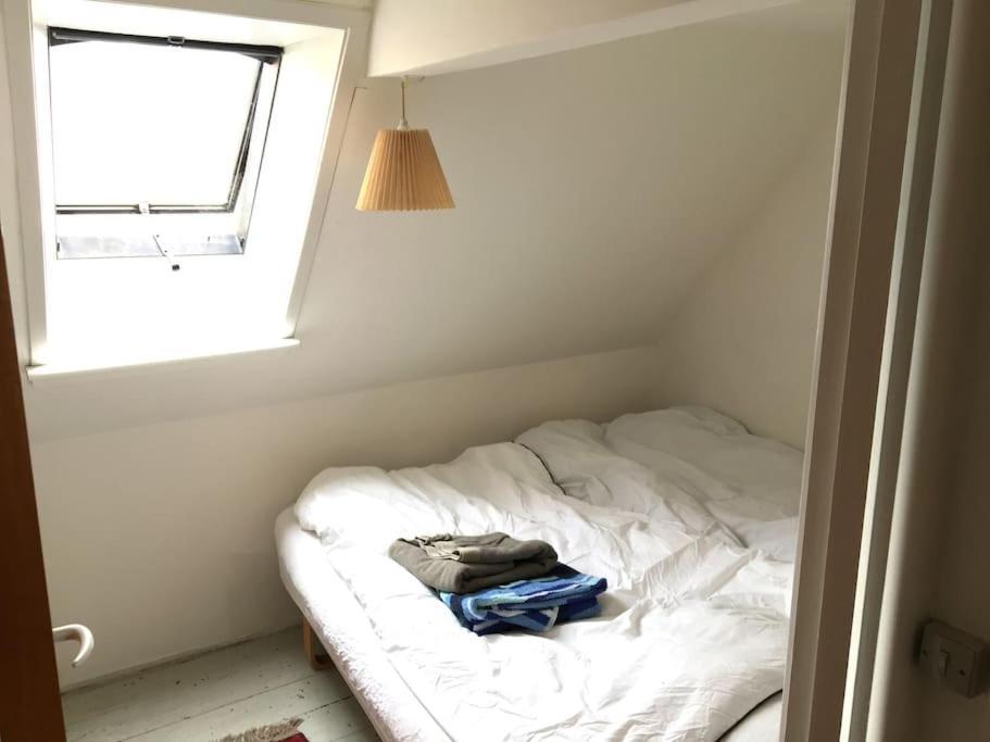 Skont Fiskerhus. Taet Pa By, Havn Og Havet Villa Marstal Exteriör bild