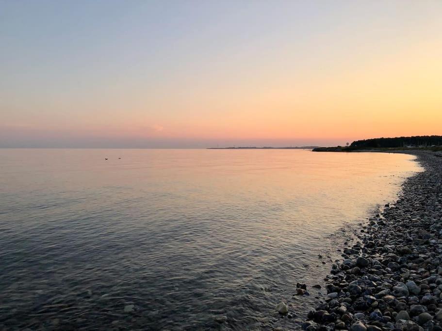 Skont Fiskerhus. Taet Pa By, Havn Og Havet Villa Marstal Exteriör bild