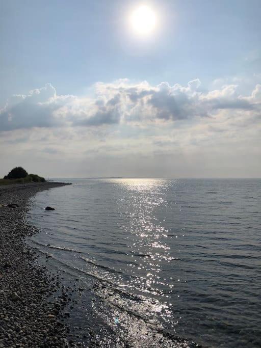 Skont Fiskerhus. Taet Pa By, Havn Og Havet Villa Marstal Exteriör bild