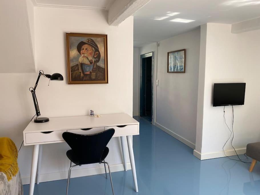 Skont Fiskerhus. Taet Pa By, Havn Og Havet Villa Marstal Exteriör bild